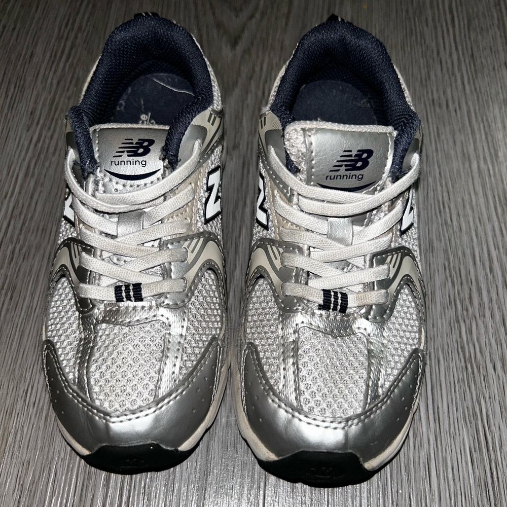 Little boys New Balance 530